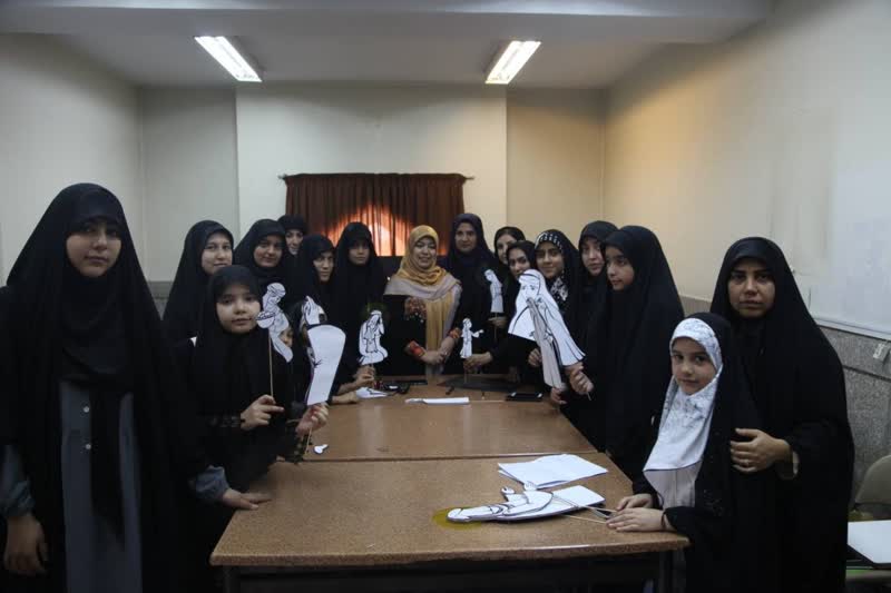 کلاس تئاتر کاغذي استاد ساغر لطفي نژاد