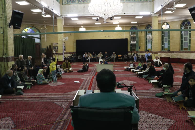 برگزاري محفل انس با قرآن کريم در مسجد جامع الکوثر