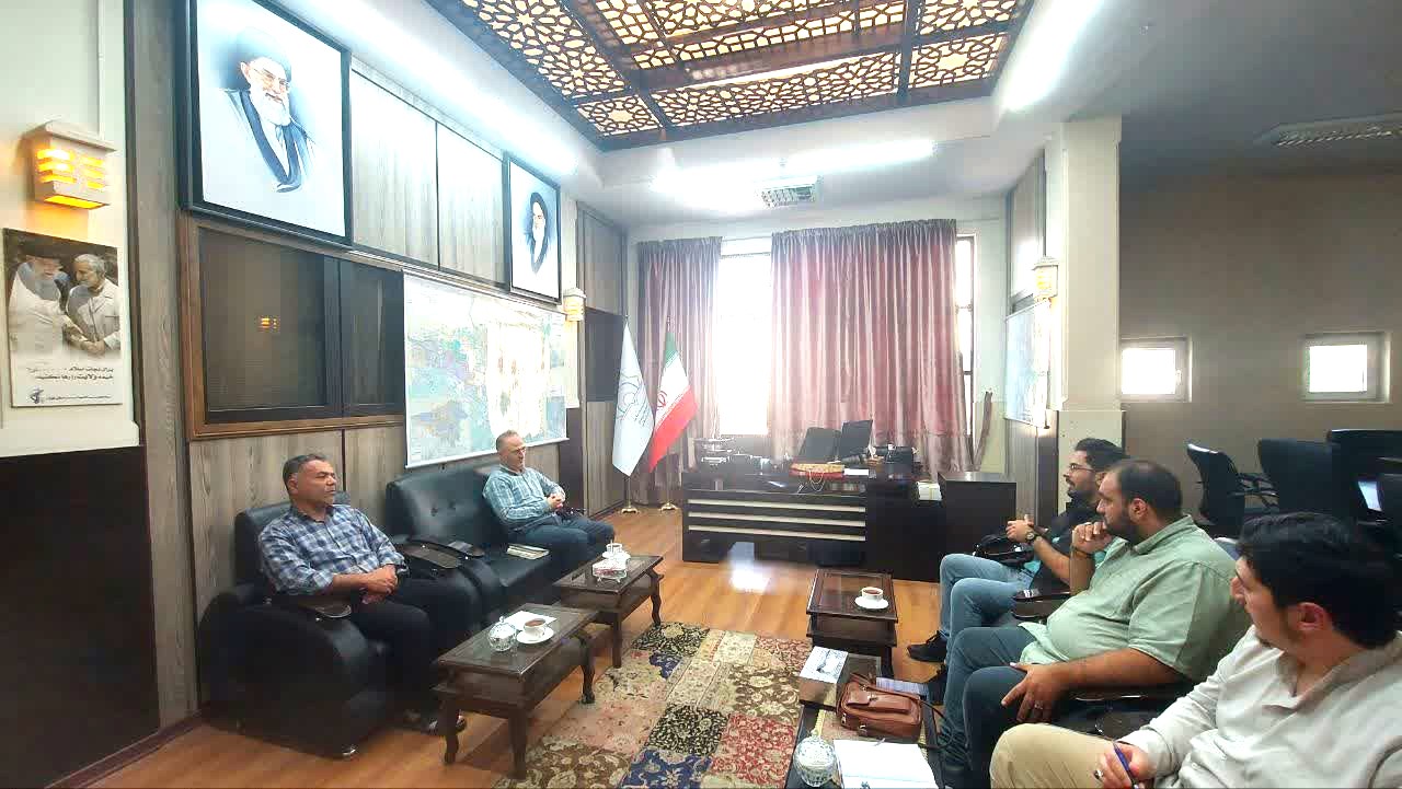 اکران فيلم سينمايي «مجنون» با 50 درصد تخفيف در کانونهاي مساجد استان تهران